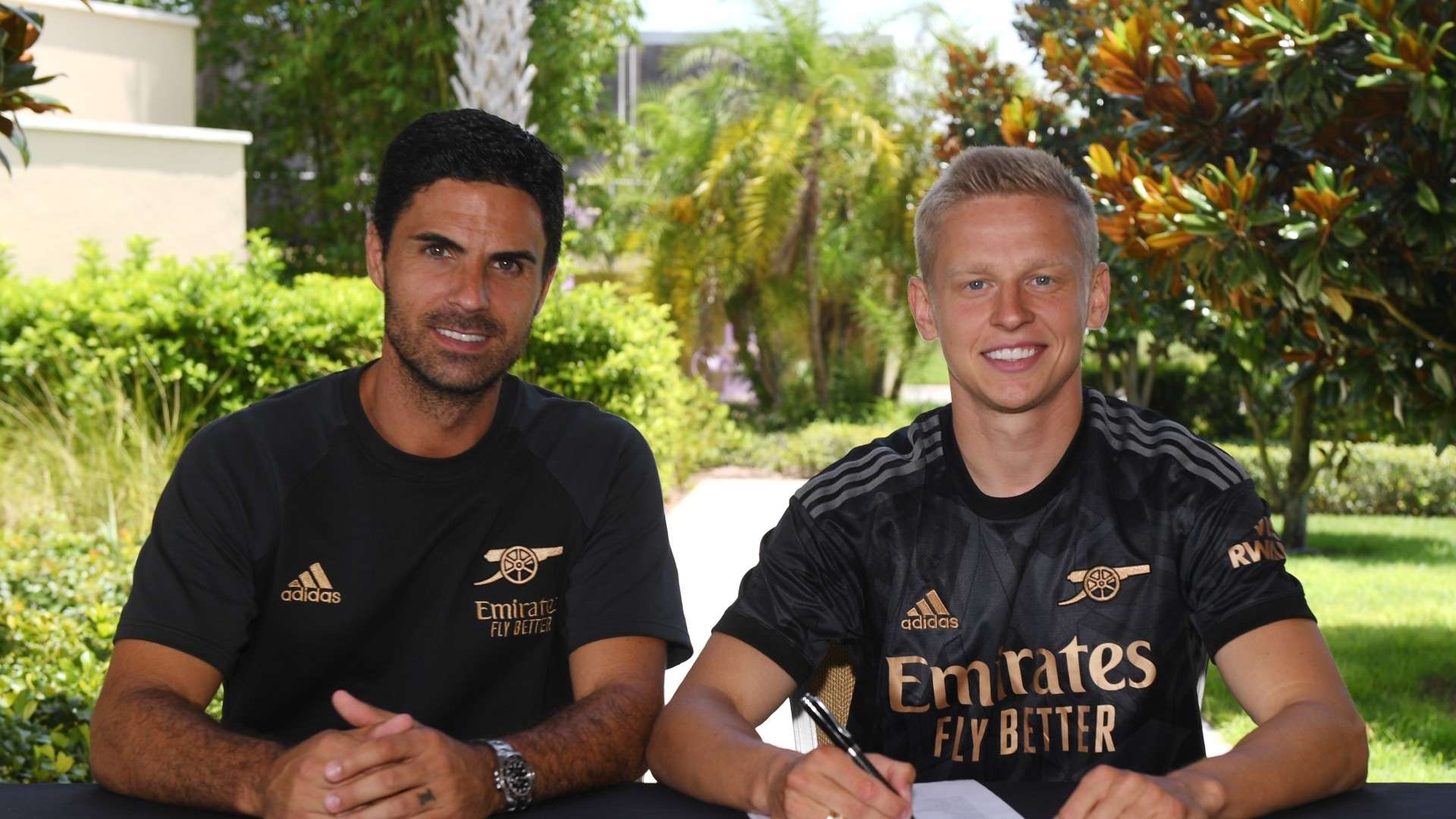 让球迷的参 让球迷的参